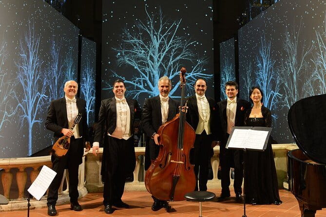 The Three Tenors in Concert Nessun Dorma - Auditorium Santo Stefano al Ponte: Intimate, Atmospheric, and Close-Up