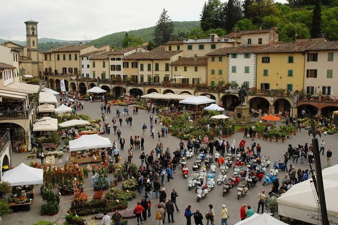 Tour of Chianti for small groups departing from Florence or surroundings - The licensed-driver approach, what it means for you