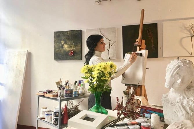 Tuscan Cooking Class in an Art Gallery in Florence - Inside Anna’s Personal Gallery Kitchen