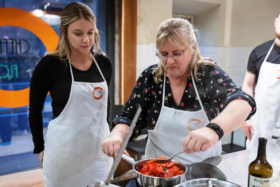 Tuscan Cooking Course with Florence Central Market Visit - Languages, group dynamics, and what makes this beginner-friendly