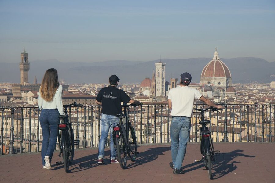 Tuscany: E-Bike Tour from Florence with Lunch - Florence meetup at Piazza Mentana, then a quick shuttle to the countryside