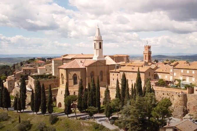 Tuscany Wine & Hills from Florence - Small Group - Montalcino: Brunello Tasting and the Reality of Winery Timing