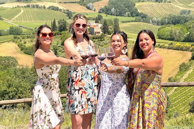 Tuscany Wine Tour: 2 Wineries & San Gimignano from Florence - From Piazza della Calza to the Chianti road: how the day starts