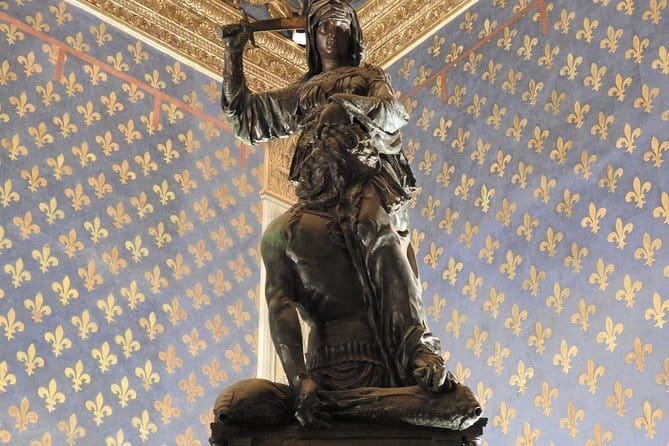 Uffizi and Palazzo Vecchio Combo Private Tour - Tickets, headsets, and start time: the stuff that affects your day