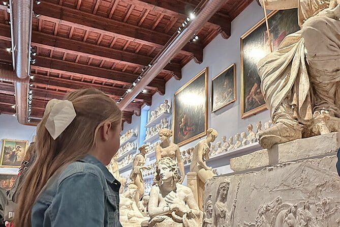 Uffizi Combined Ticket:UFFIZI, PITTI, BOBOLI & digital audioguide - Crowds, stairs, and how to pace yourself like a pro