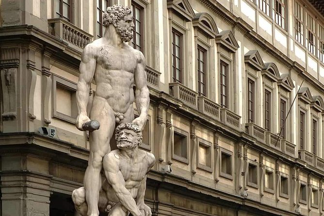 Uffizi Gallery Guided Tour: Masterpieces of the Renaissance - Medici palace backstory, from Anna Maria Luisa to the grand staircase