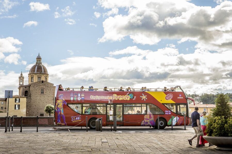 Uffizi Gallery & Hop-on Hop-off Bus Tour - Guided or ticket-only: 1 hour 15 minutes that changes what you notice