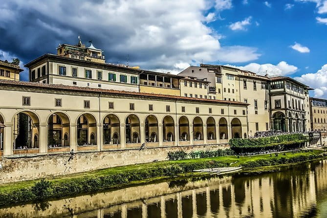 Uffizi Gallery Private Tour with 5-star Guide - Key reasons this private Uffizi tour works