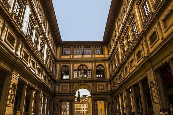 Uffizi Gallery Small group semi private tour max 15 people - Why a small-group Uffizi tour is a smart use of your time
