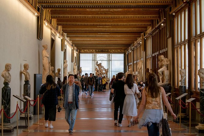 Uffizi Gallery Tour With Skip The Line Ticket - The 90-minute Uffizi tour, step by step