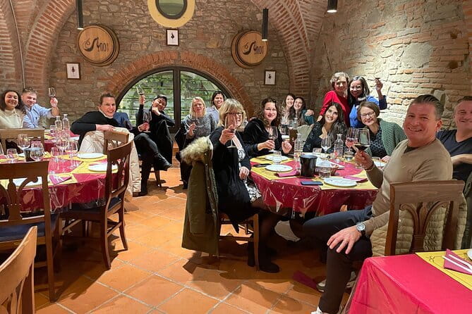 Uffizi Gallery Tour with Wine Tasting in Florence - Inside the Uffizi: Highlights, Medici Stories, and How the Time Gets Used