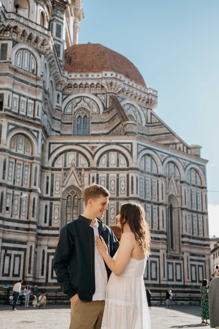 Unique Photographer in Florence - Posing help that actually makes a difference