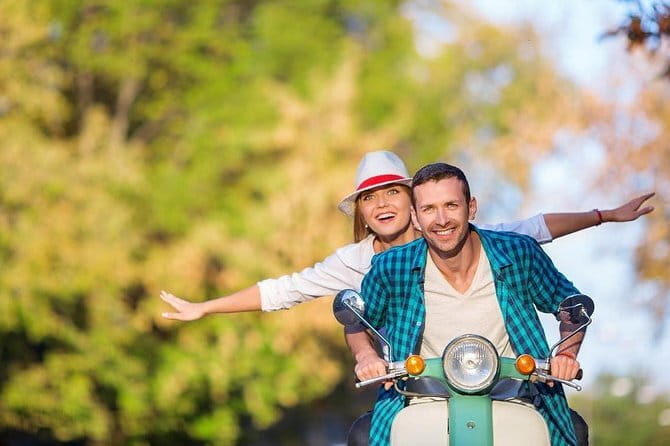 Vespa Motorcycle rental in Florence - Before you ride: license, credit card, and check-in reality