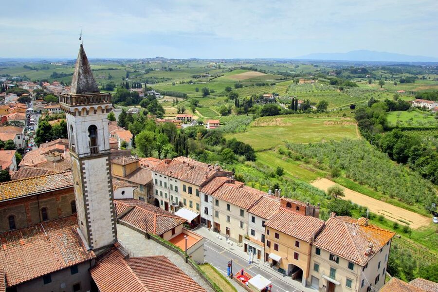 Vinci: The Footsteps of Leonardo and Wine Tasting Tour - Da Vinci countryside morning: views plus practical context