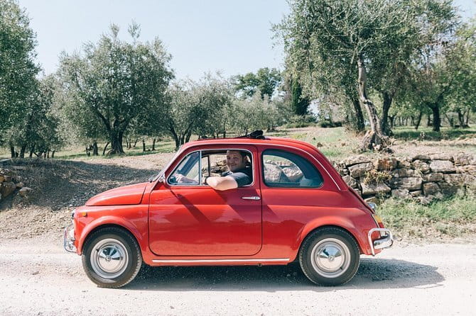 Vintage Fiat 500: 2-Hour Florence Tour with Guide - Passing Medici Villa del Poggio Imperiale: Seeing Florence’s Big Names From the Road