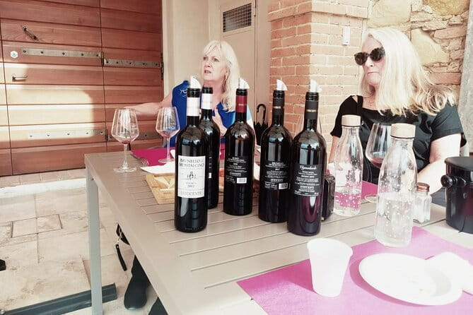 VIP Brunello Montalcino, Montepulciano & Val d'Orcia with Lunch - Val dOrcia: UNESCO views and Gladiator-style photo moments