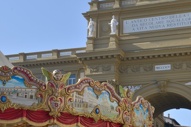 Walking Tour and Wine Experience in Florence - Piazza della Repubblica: people watching with music and art energy