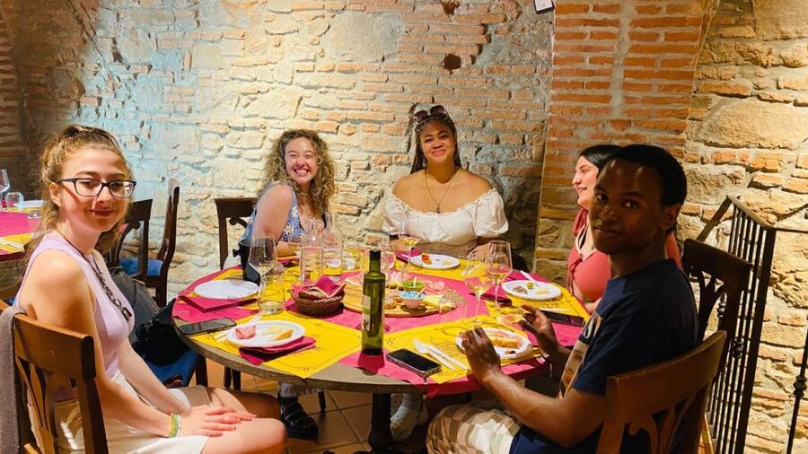 Wine Tasting and Paring Class Guided Tour in Florence - Should you book this Florence wine tasting and pairing class?