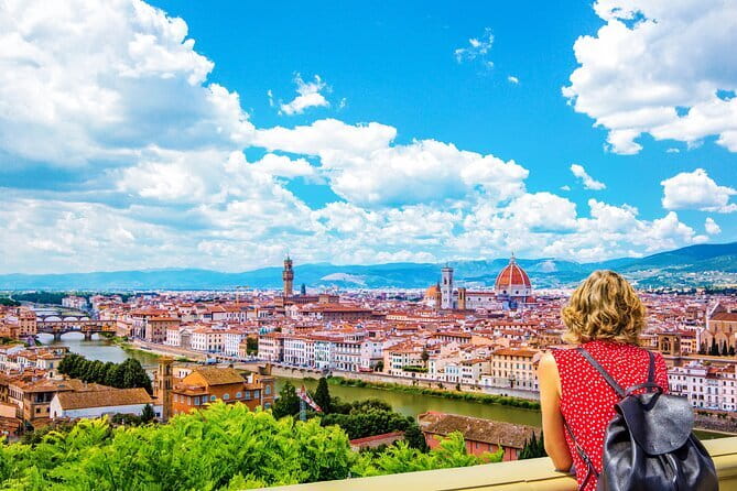 Wine tasting in TWO family wineries around Florence - The guide effect: English explanations and a calm pace