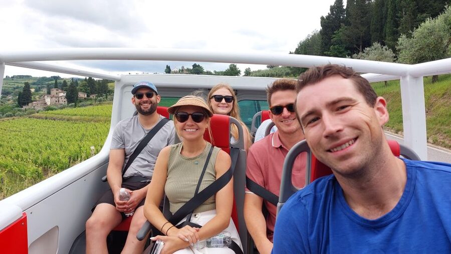 Wine Tour in Open Top Van - Guide and Communication: Italian and English in Real Time