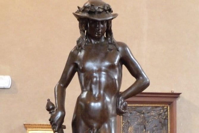 Wine Windows Walk with Wine Tasting and Appetizers - Piazza San Lorenzo: Brunelleschi’s first Renaissance church and Michelangelo’s exile fears